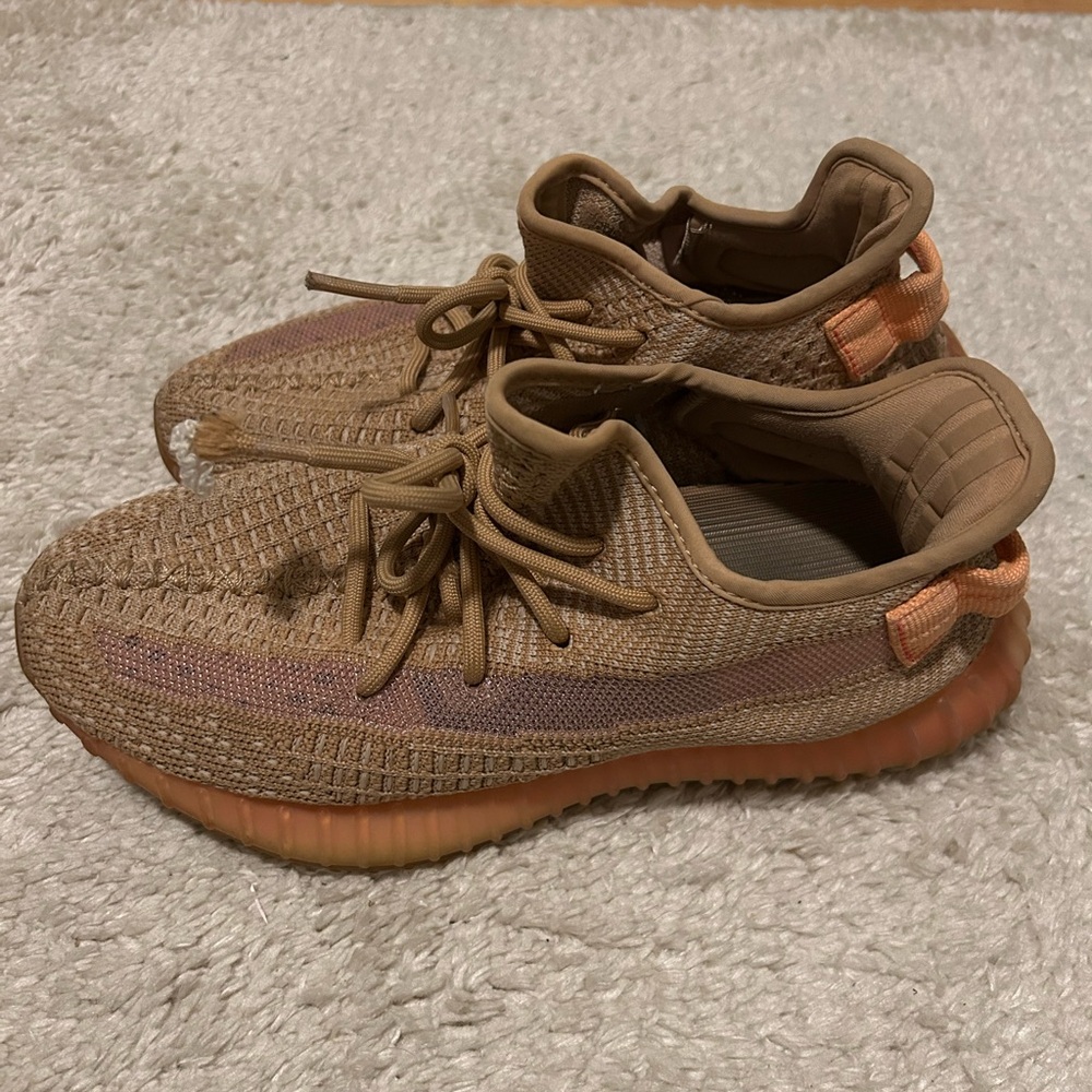 Yeezy Boost 350 V2 Clay